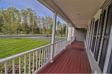 37 Paddock Dr, Plainville, MA 02762 - photo 4