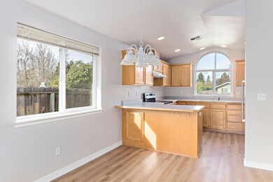 2853 Galaxy Way, Grants Pass, OR 97527 - photo 7