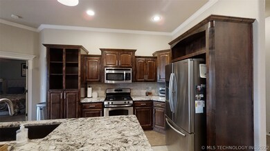 3343 S 205th East Ave, Broken Arrow, OK 74014 - photo 5