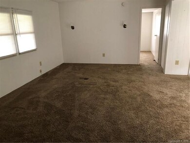 129 Leslie Way, Hendersonville, NC 28792 - photo 6