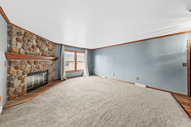 Encircled with Crown Molding