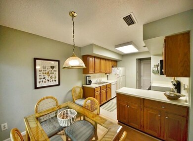 Kitchen/Dining