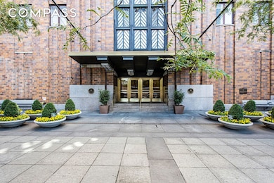 The Downtown Club unit 35G, New York, NY 10004 - photo 5