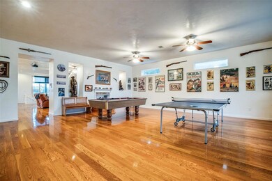 594 Clubhouse Dr, Corsicana, TX 75109 - photo 4