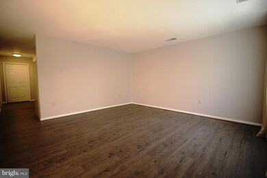 18010 Sand Wedge Dr, Hagerstown, MD 21740 - photo 5