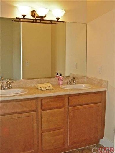 Dual sinks