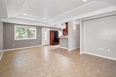 1006 NW Bellevue Place, Grants Pass, OR 97526 - photo 2