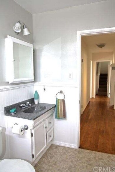 124 W Walnut Ave, El Segundo, CA 90245 - photo 5