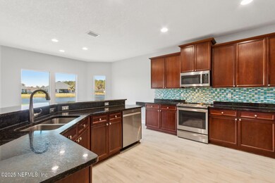 24-web-or-mls-25_85025 Babcock Ct