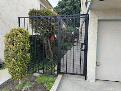 5238 Hayter Ave unit 2, Lakewood, CA 90712 - photo 3