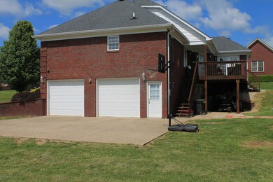 202 Crescent View Dr, Shepherdsville, KY 40165 - photo 4