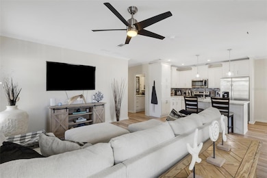 2061 Casita Dr, Sarasota, FL 34234 - photo 6