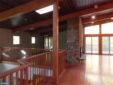 812 Crestview Dr, Springfield, PA 19064 - photo 4