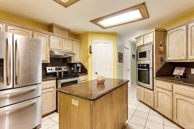 2309 Northgate Cir, Weslaco, TX 78599 - photo 7