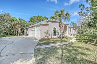 Huge 3 Car Garage, With RV-BOAT Space!