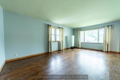 1740 Idlewood Ln, Grand Island, NE 68803 - photo 4