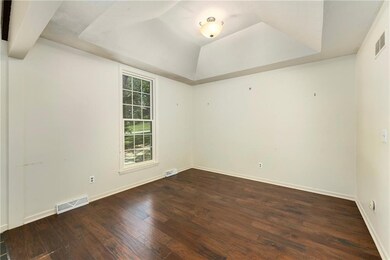 8819 Hirning Rd, Lenexa, KS 66220 - photo 7