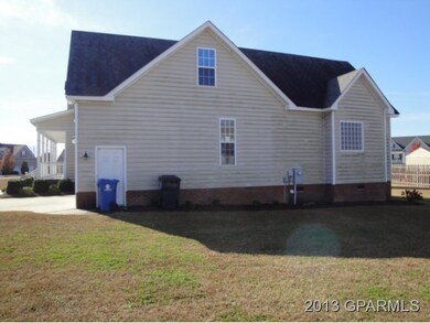 643 Milton Dr, Winterville, NC 28590 - photo 2