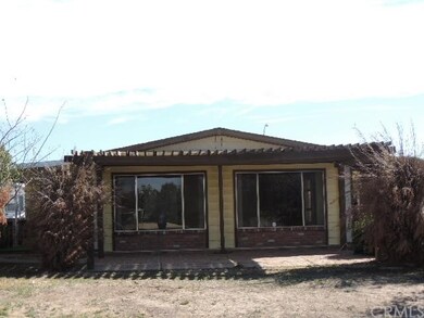 16300 Wimbleton Dr, Victorville, CA 92395 - photo 2