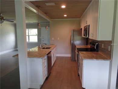 Complete New Kitchen, Soft close cabinets, granite