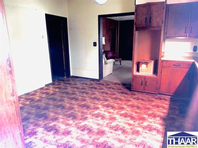 590 E Vincennes St, Linton, IN 47441 - photo 4