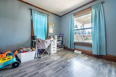 314 W 9th St, Auburn, IN 46706 - photo 7