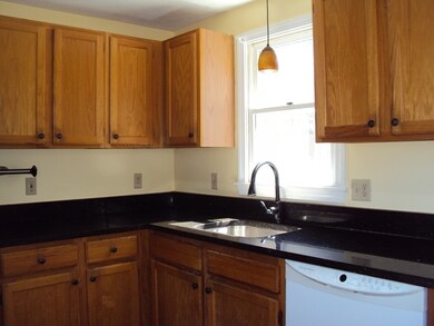 27 Manamok Cir, Sandwich, MA 02563 - photo 5