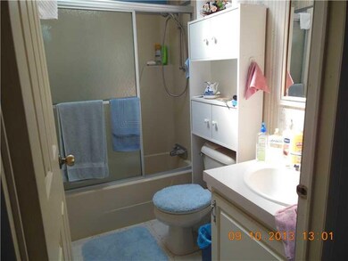 Full Bath.