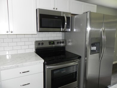 10727 Shaver Rd, Portage, MI 49024 - photo 4