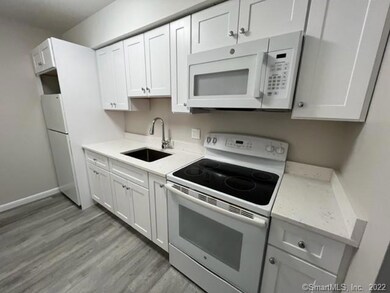 84 S Broad St unit 201, Meriden, CT 06450 - photo 4