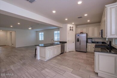 05-Kitchen-lounge-1