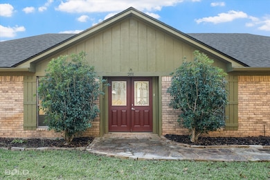 201 Rolling Meadow Ln, Bossier City, LA 71112 - photo 3