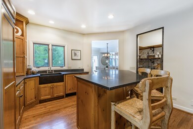 735 Pleasant Ln, Glenview, IL 60025 - photo 7