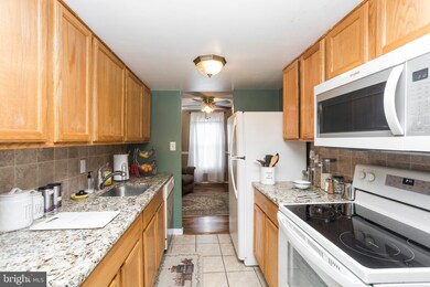 7012 Scotch Dr, Laurel, MD 20707 - photo 3