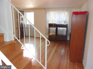 1206 Dalton Rd, Parkville, MD 21234 - photo 2