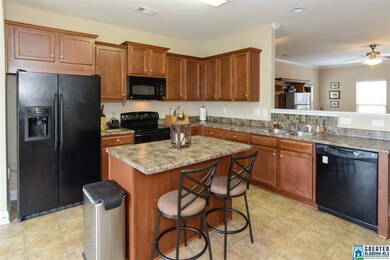 Great open floor plan, tons of cabinet and counter