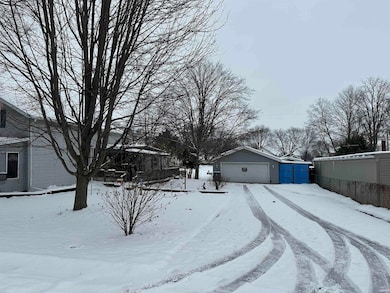 214 Railroad St, Monroeville, IN 46773 - photo 2