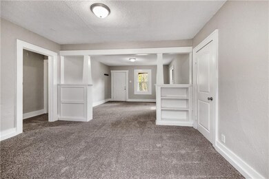 2330 SW 9th St, Des Moines, IA 50315 - photo 6