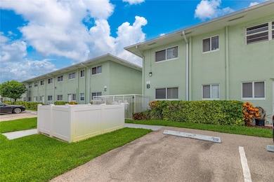 2100 NE 38th St unit 216, Lighthouse Point, FL 33064 - photo 3