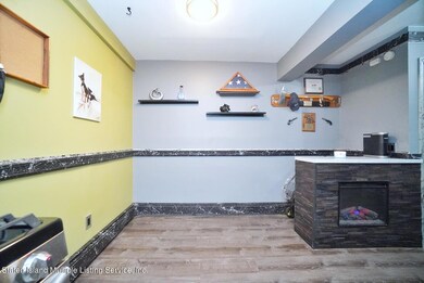 57 Daffodil Ln unit 152, Staten Island, NY 10314 - photo 5