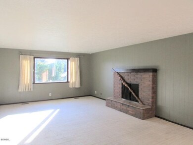 Upstairs Living Area and Fireplace