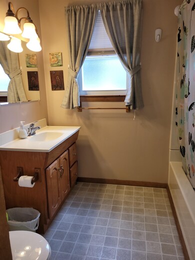 8 Cranbrook Ln, Dover, NH 03820 - photo 5