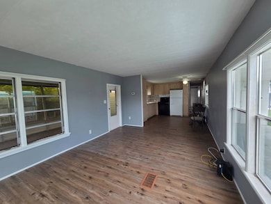 12651 Seminole Blvd unit 5, Largo, FL 33778 - photo 2