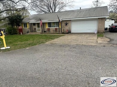 73 N Reynolds St, McKenzie, TN 38201 - photo 2