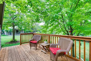 263 Melody Ln, Carpentersville, IL 60110 - photo 6