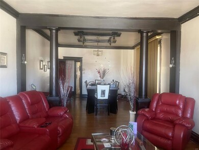 4654 Pope Ave, Saint Louis, MO 63115 - photo 2