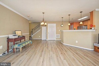 11261 Wortham Crest Cir unit 37, Manassas, VA 20109 - photo 5