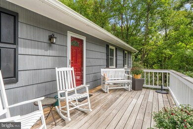 5184 Honeysuckle Ln, Warrenton, VA 20187 - photo 2