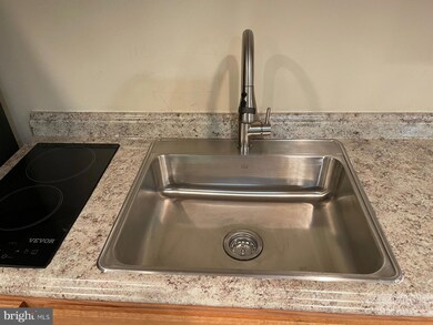 11555 Pine Cone Ct, Reston, VA 20191 - photo 7