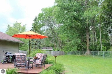 2328 Birchcrest Dr, West Branch, MI 48661 - photo 6